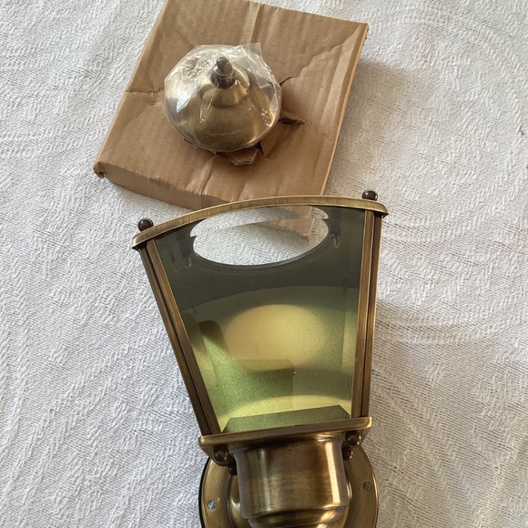 Sea Gull Outdoor Wall Lamp in antique gold finish. 100w max - Picture 3 of 4